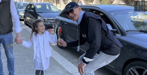 A Triggiano c'� Gino, il "nonno vigile": �Dono un sorriso ai bimbi, mi hanno ridato la vita�